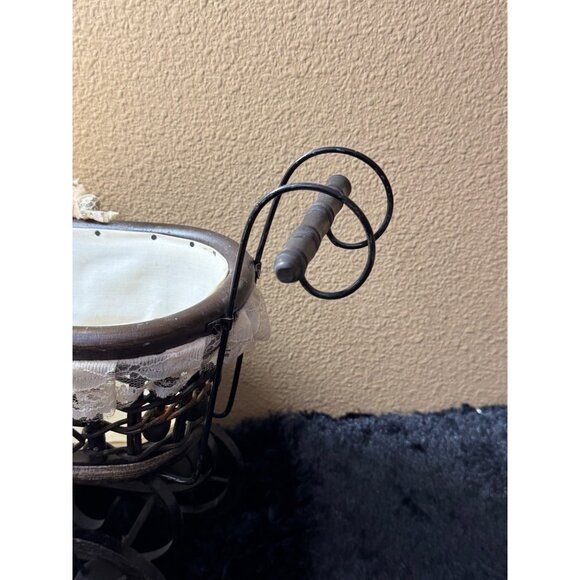 Vintage Victorian Style Baby Doll Carriage With Lace Canopy Metal Frame & Fabric - Picture 2 of 12